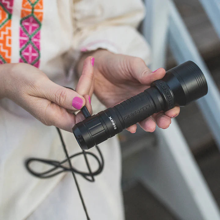 LuxPro XP913 Rechargeable LED Focusing Flashlight - 1100 Lumens