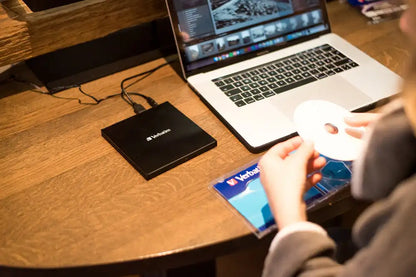Verbatim External Slimline Blu-ray Writer - USB 3.2 Gen 1 Blu-ray and DVD RW Drive - 43890